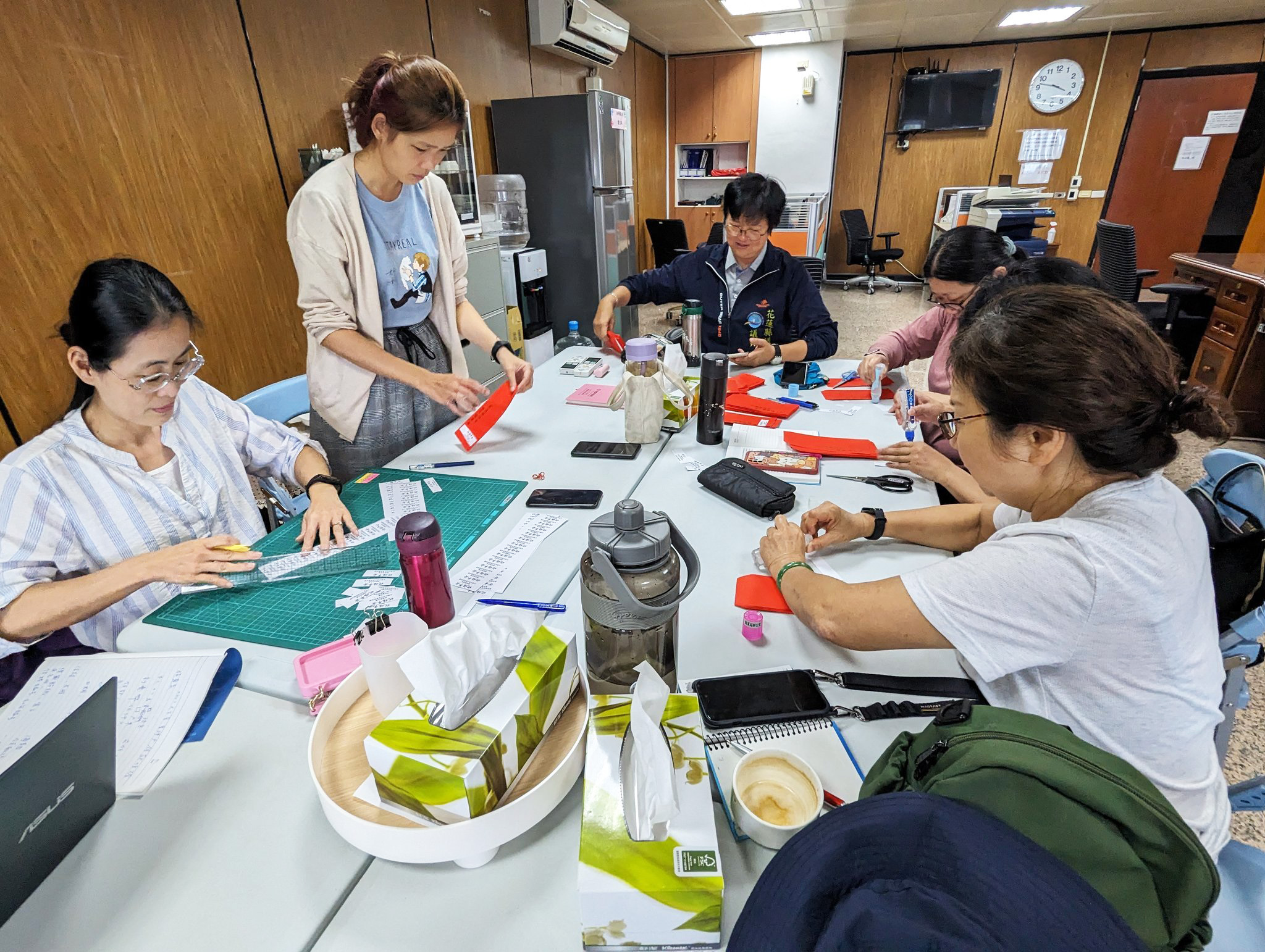 花蓮震災 - 網銀基金會關懷花蓮災民『天王星大樓住戶及租戶關懷慰問金發放』