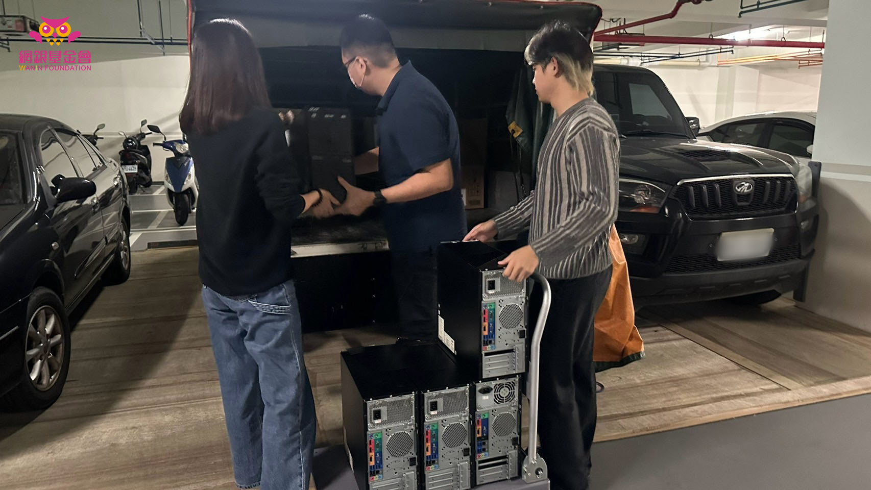 捐贈社福紀錄 - 企業家具及電腦設備再生